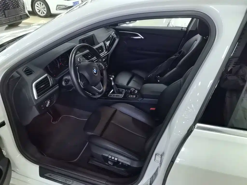 BMW 1 Series — фото 15