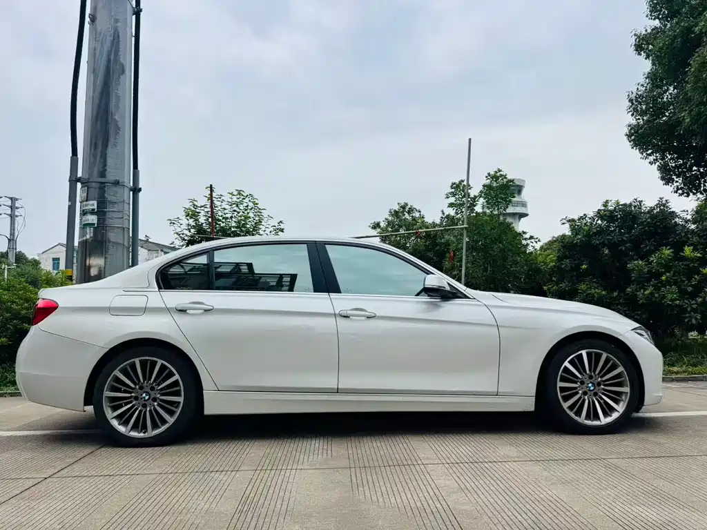 BMW 3 Series — фото 4