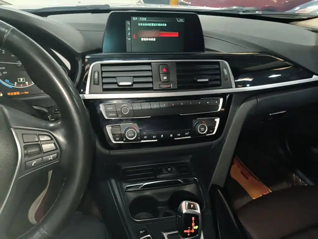 BMW 3 Series — фото 10