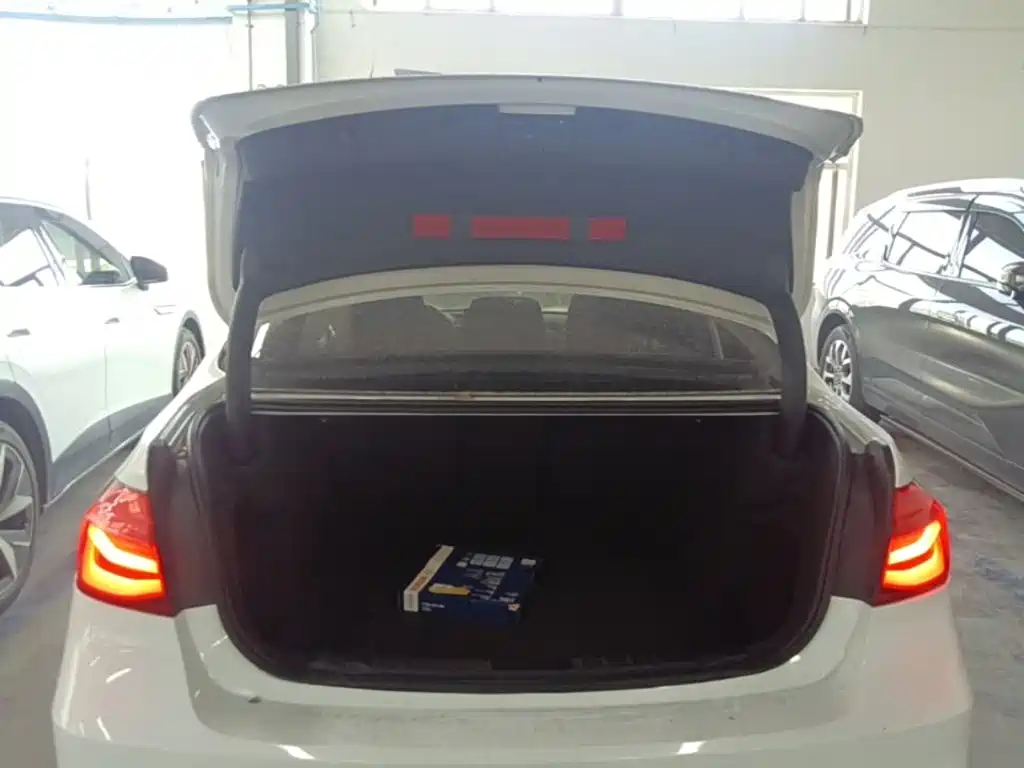 BMW 3 Series — фото 19