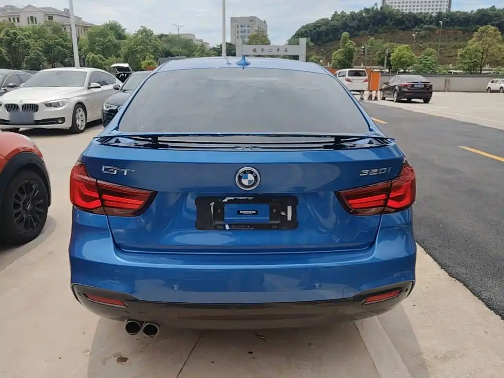 BMW 3 Series GT — фото 4