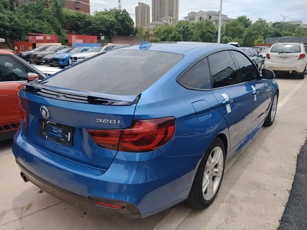 BMW 3 Series GT — фото 5