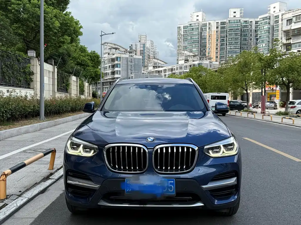 BMW X3 — фото 2
