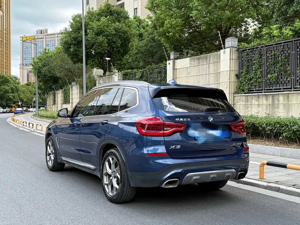 BMW X3 — фото 3