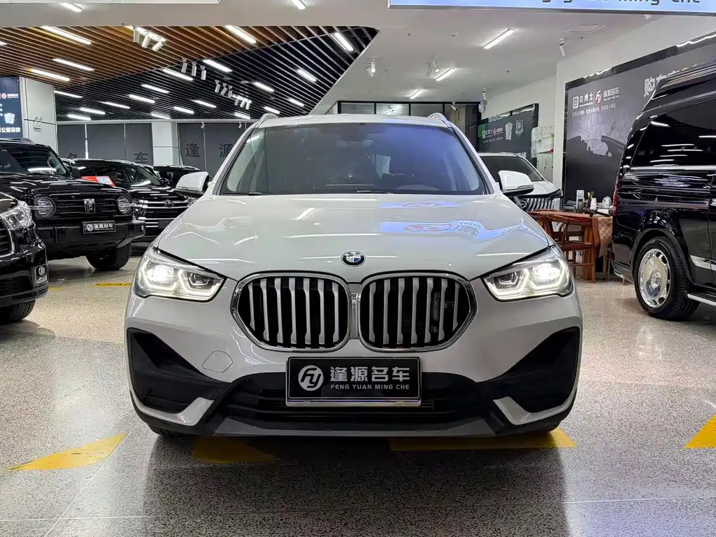 BMW X1 — фото 2