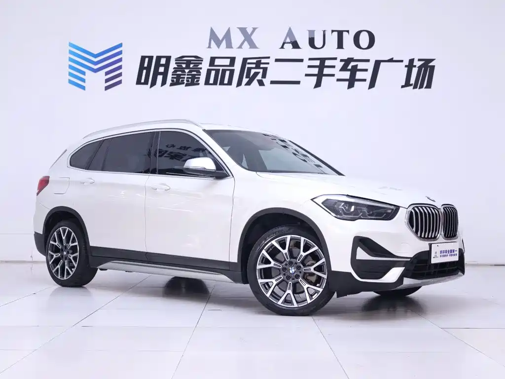 BMW X1 — фото 5