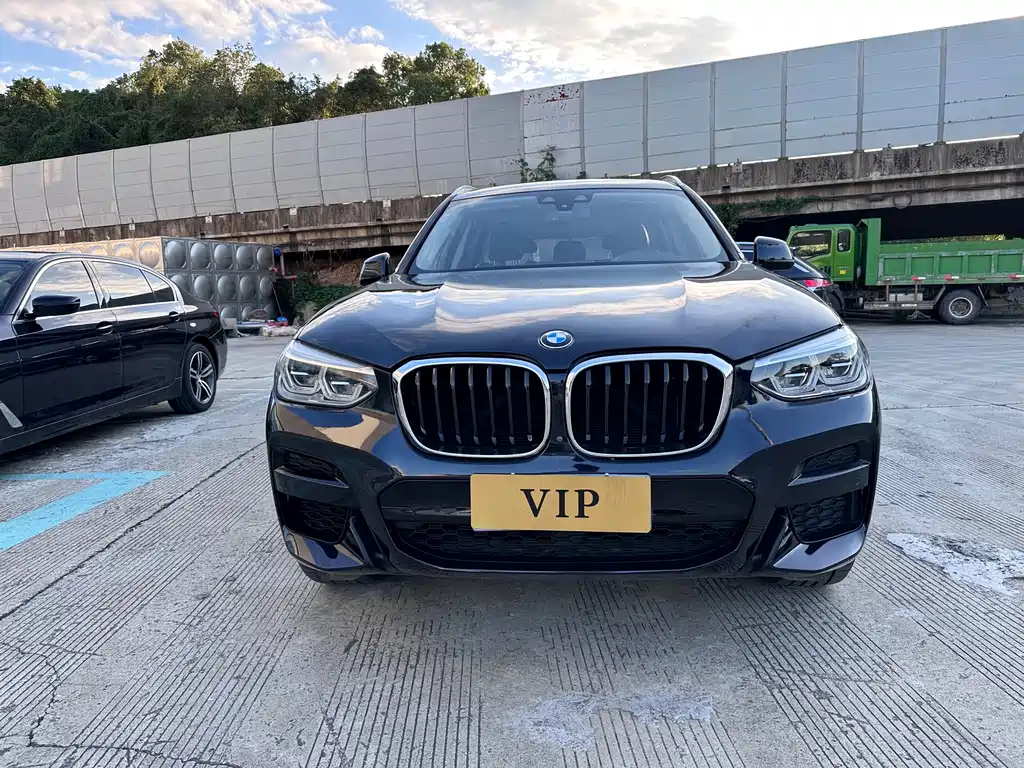 BMW X3 — фото 2