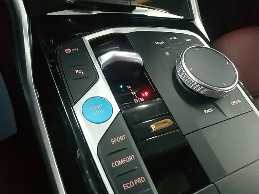 BMW i3 — фото 14