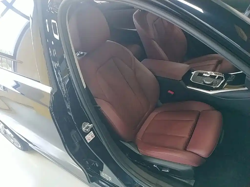 BMW i3 — фото 25
