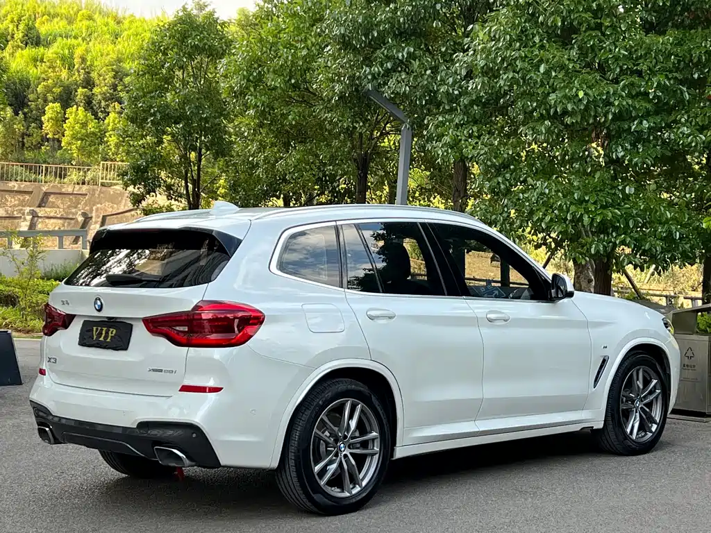BMW X3 — фото 7