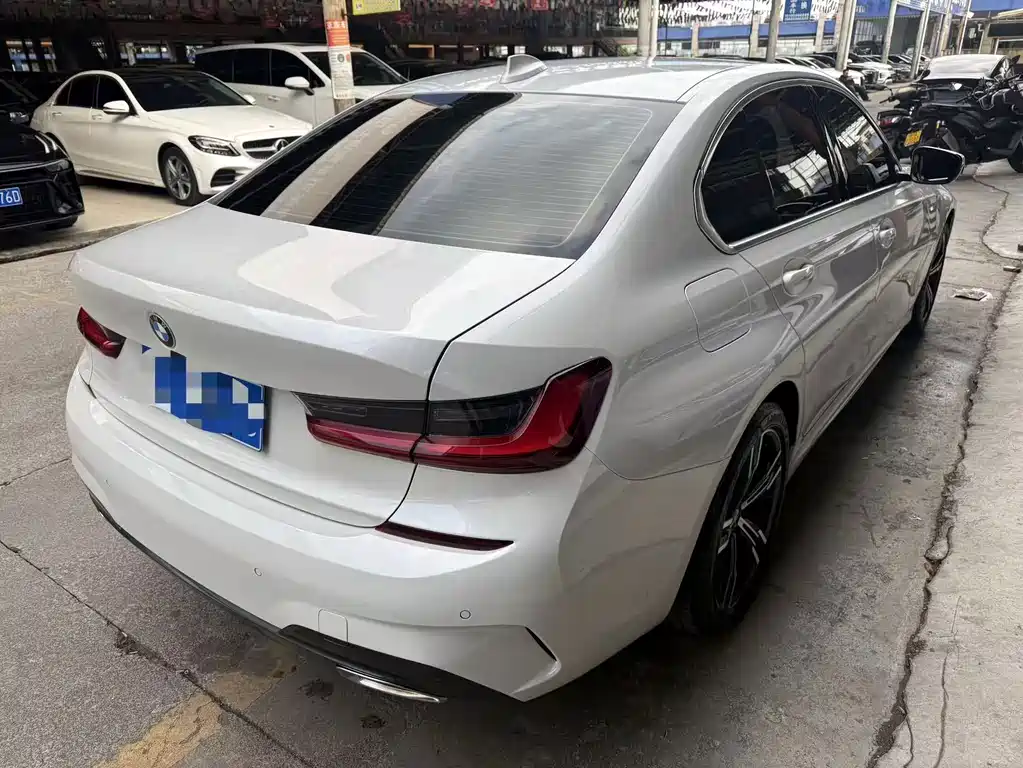 BMW 3 Series — фото 10