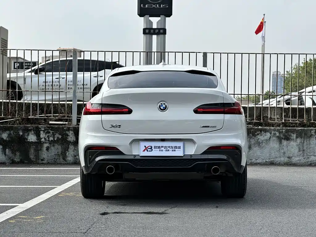 BMW X4 — фото 4