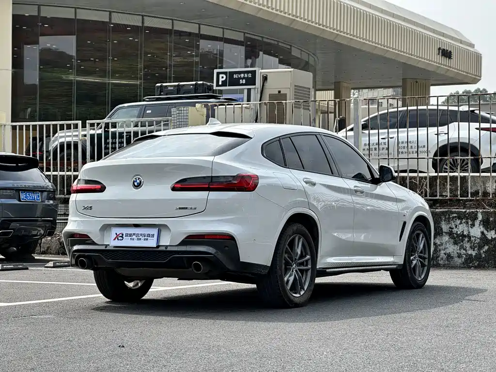 BMW X4 — фото 5