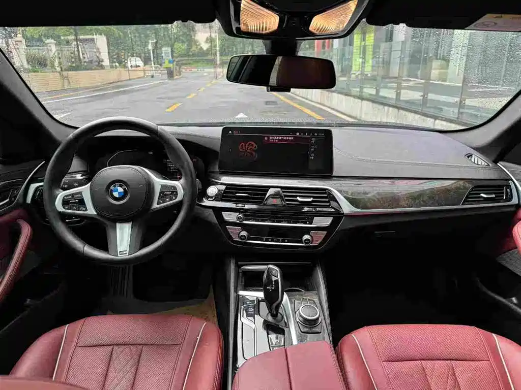 BMW 5 Series — фото 7