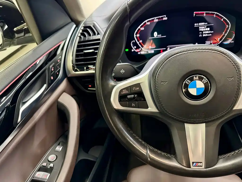 BMW X3 — фото 15