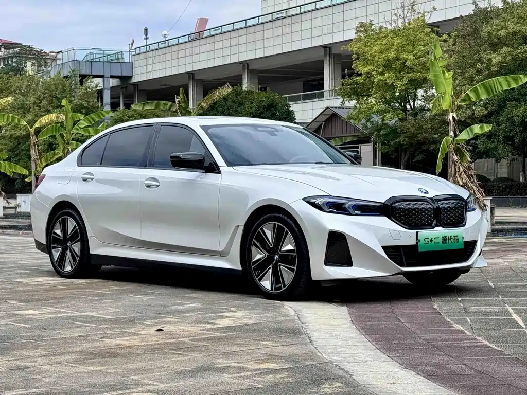 BMW i3 — фото 4