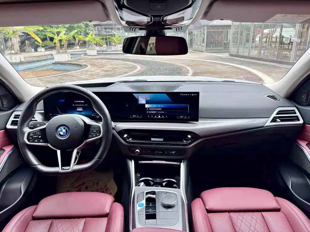 BMW i3 — фото 9