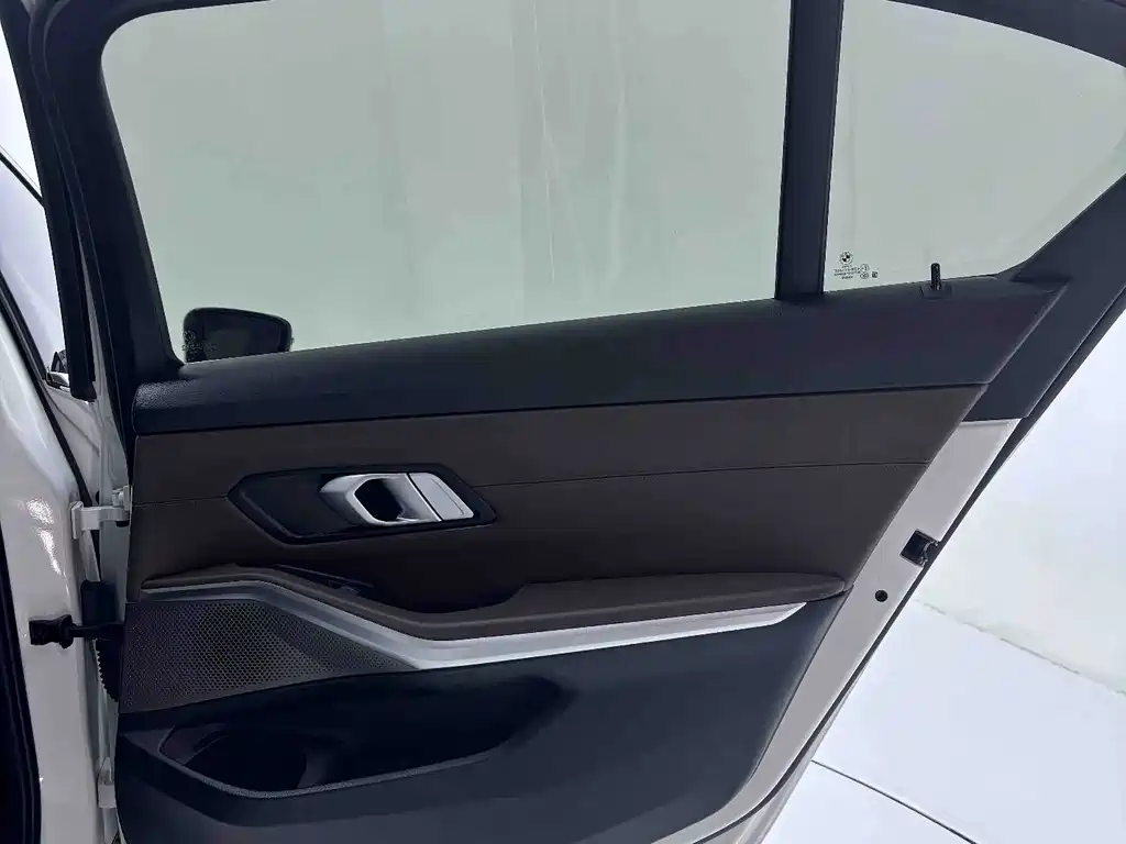 BMW 3 Series — фото 10