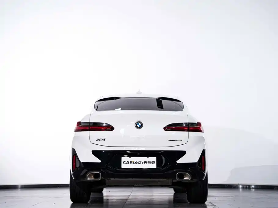 BMW X4 — фото 7