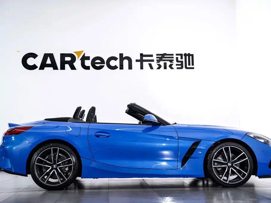 BMW Z4 — фото 4