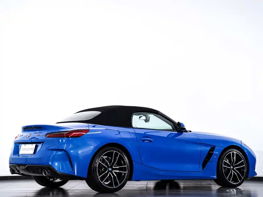BMW Z4 — фото 7