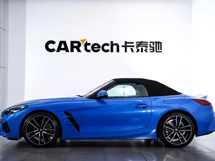 BMW Z4 — фото 9