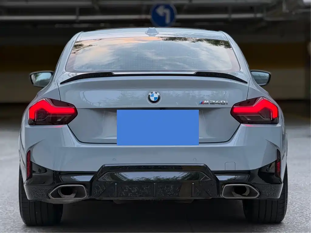 BMW M240i — фото 8