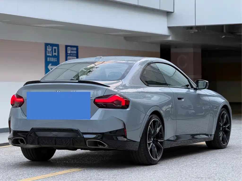 BMW M240i — фото 9