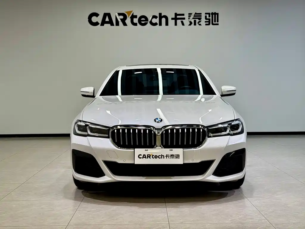 BMW 5 Series — фото 3