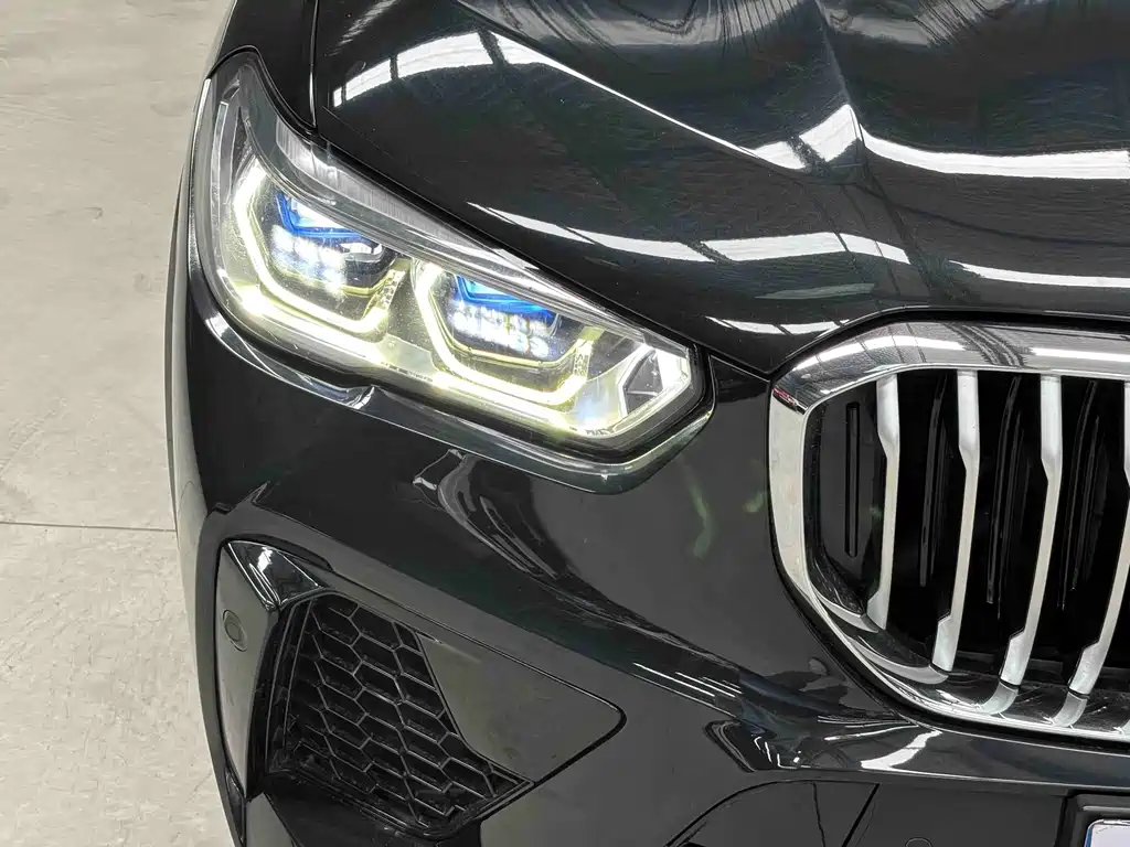 BMW X5 (Import) — фото 5