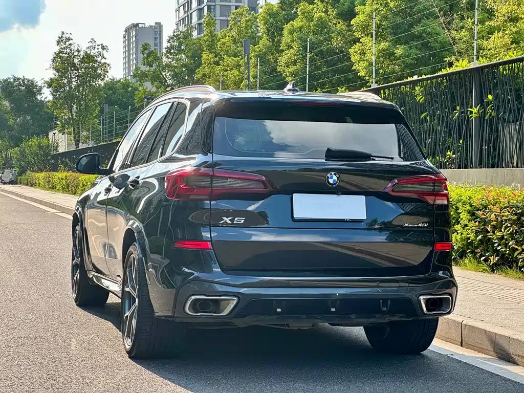 BMW X5 (Import) — фото 14