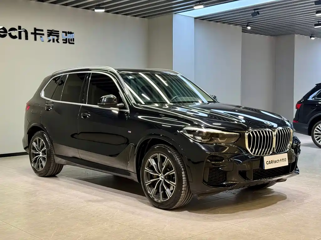 BMW X5 (Import) — фото 2