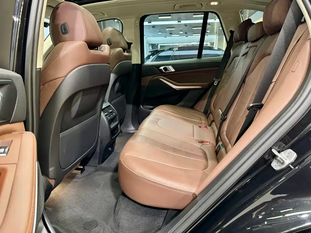 BMW X5 (Import) — фото 17