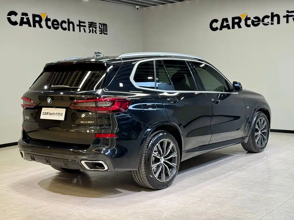 BMW X5 (Import) — фото 4