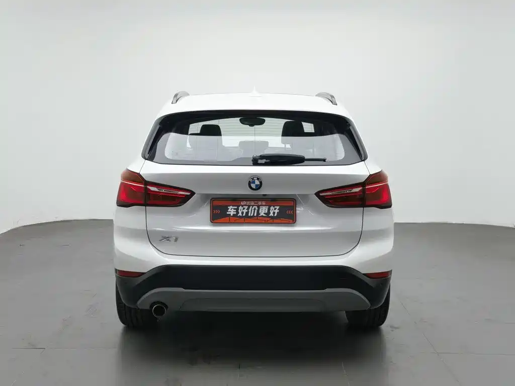 BMW X1 — фото 4