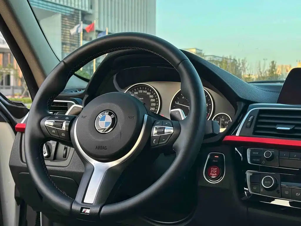 BMW 3 Series — фото 11