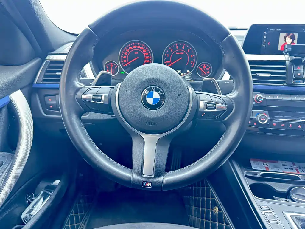 BMW 3 Series — фото 8