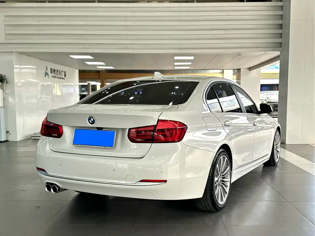 BMW 3 Series — фото 14