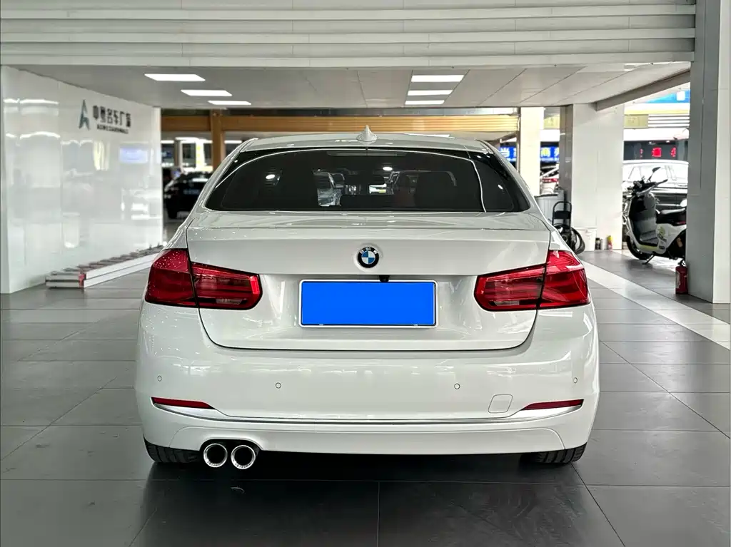 BMW 3 Series — фото 15