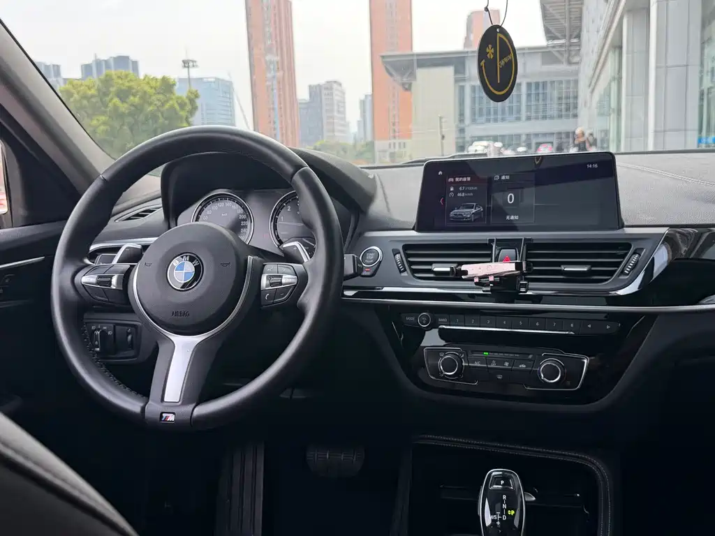 BMW 1 Series — фото 9