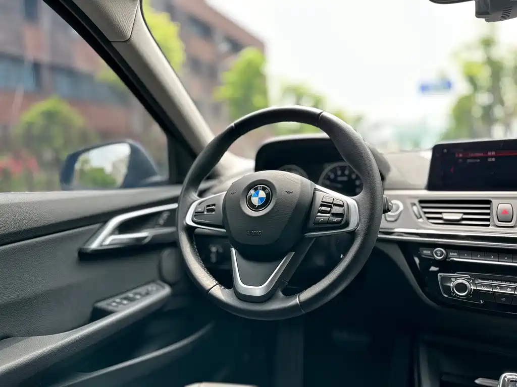 BMW 1 Series — фото 20