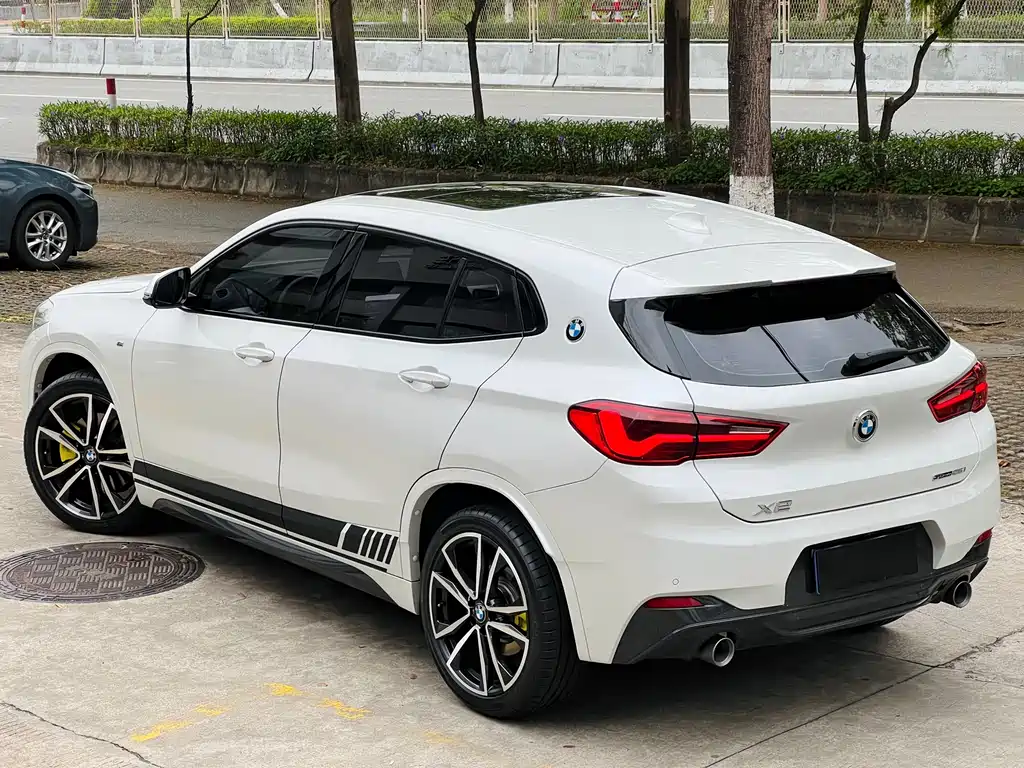 BMW X2 — фото 7