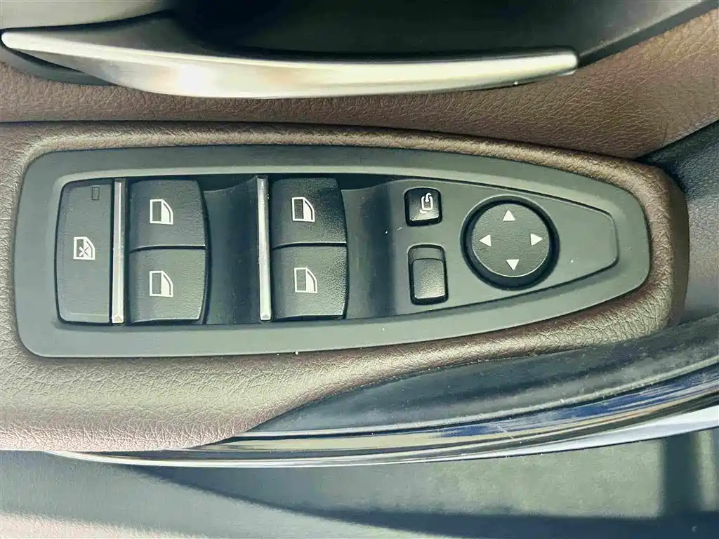 BMW 3 Series — фото 18