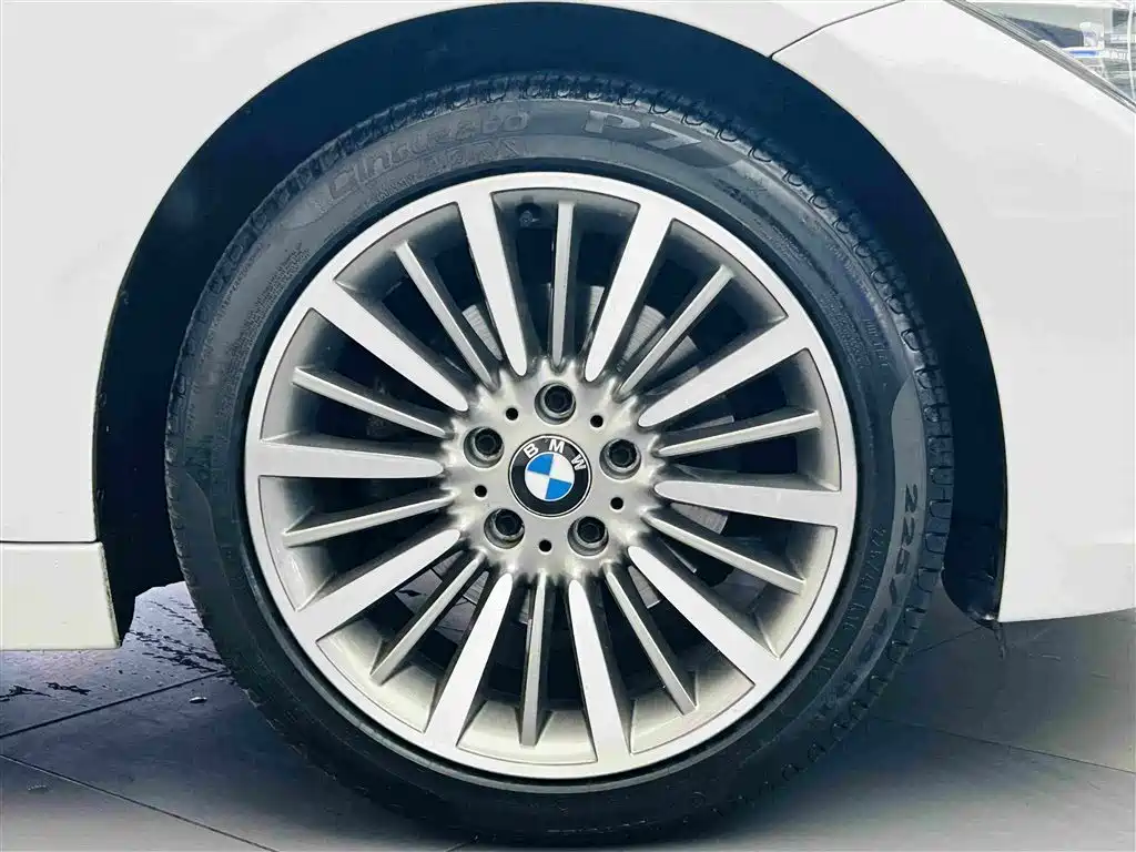 BMW 3 Series — фото 10