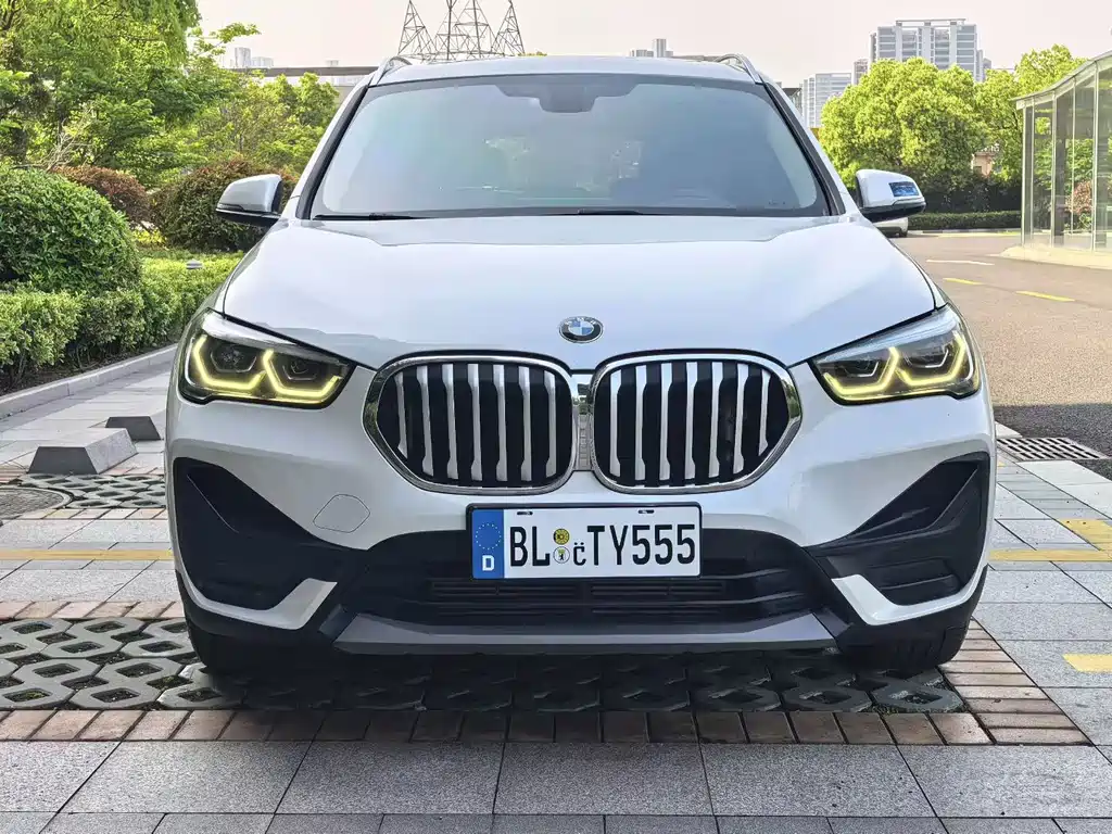 BMW X1 — фото 2