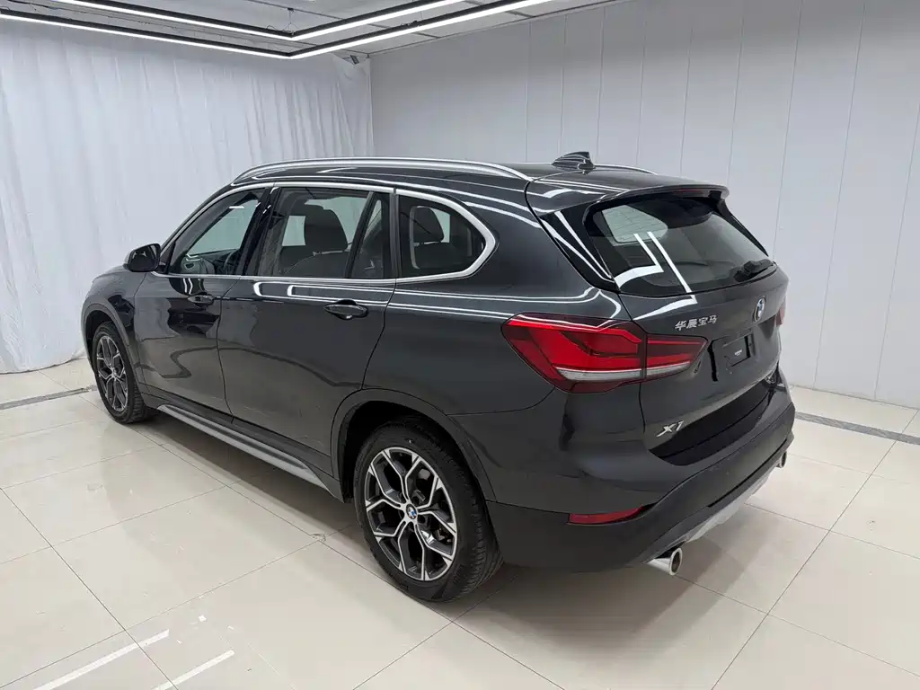 BMW X1 — фото 4