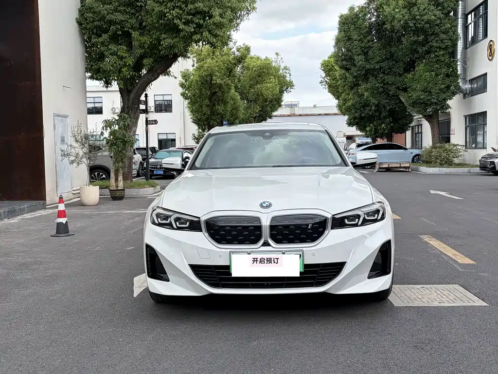 BMW i3 — фото 3