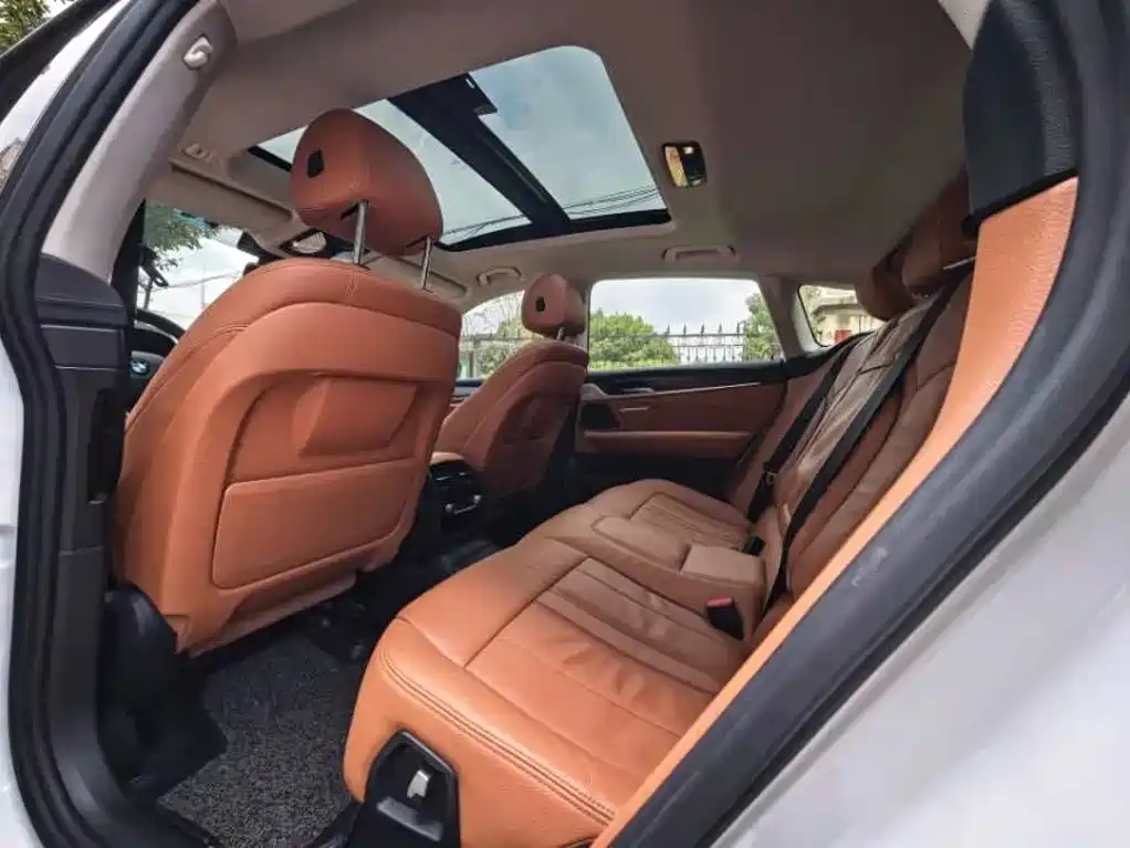 BMW 6 Series GT — фото 8