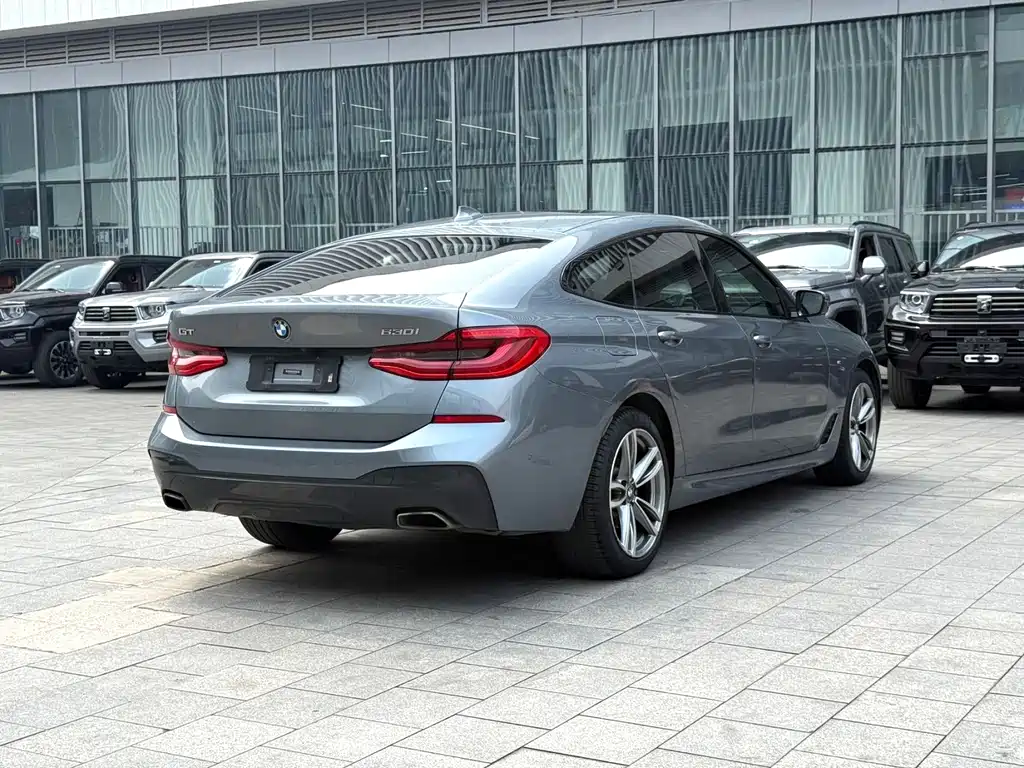 BMW 6 Series GT — фото 9