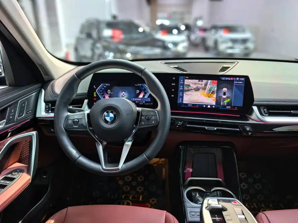 BMW X1 — фото 11